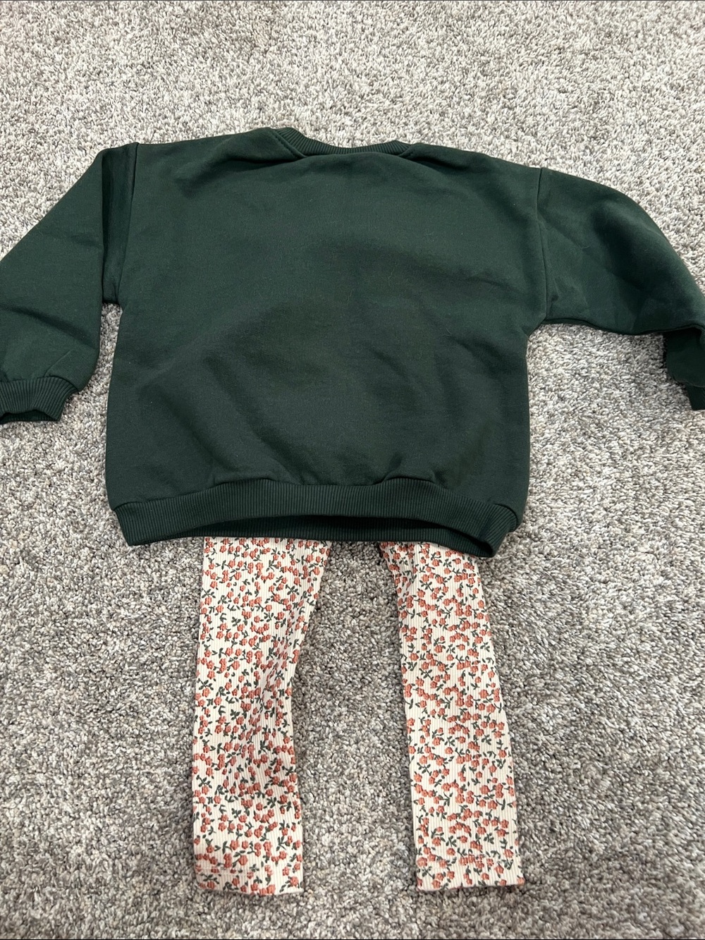 Zara Set - Picture 6 of 6
